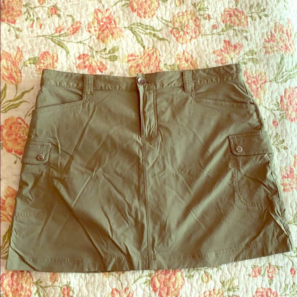 Eddie Bauer Cargo skort